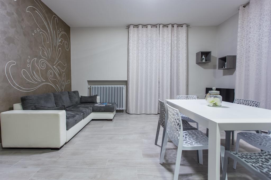 Apartamento Lm House Lonato del Garda Exterior foto